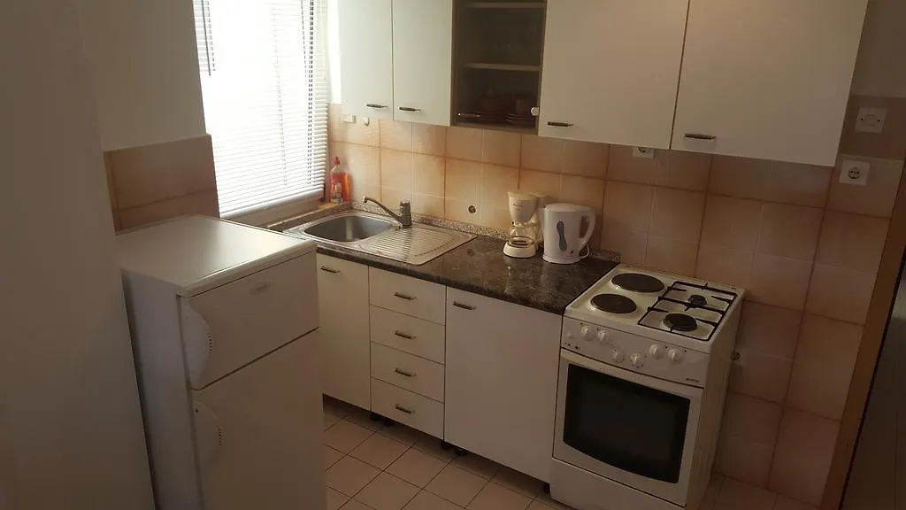 סלצה Laurus Apartmani קרואטיה