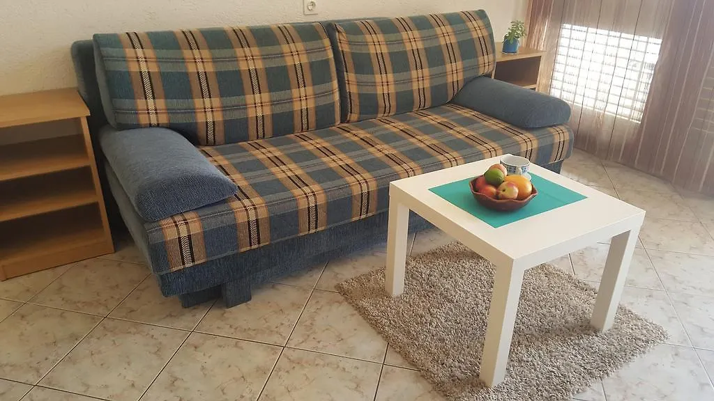 סלצה Laurus Apartmani 0*,  קרואטיה